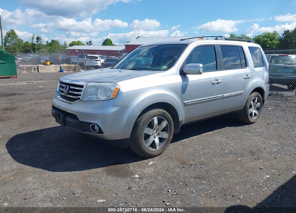 2013 HONDA PILOT TOURING VIN: 5FNYF4H92DB025856
