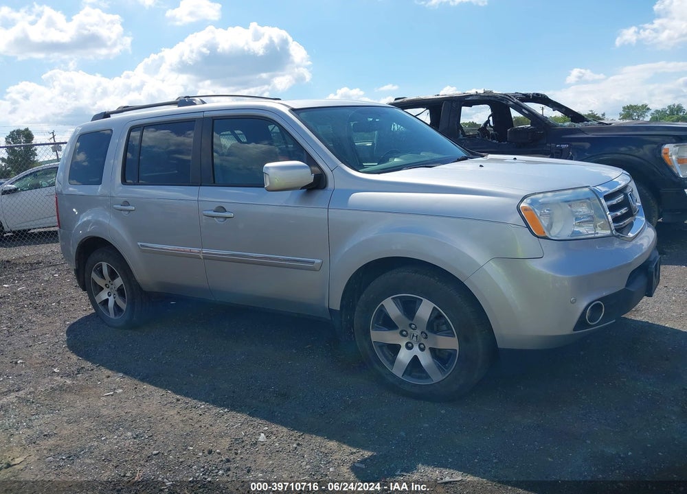 2013 HONDA PILOT TOURING VIN: 5FNYF4H92DB025856