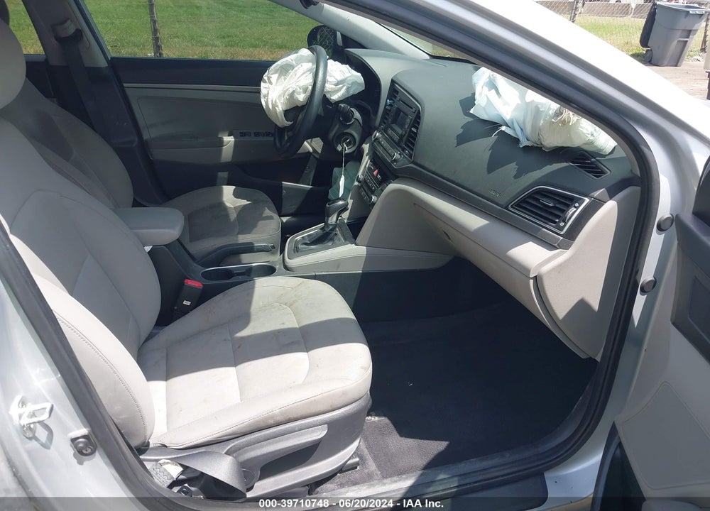2017 HYUNDAI ELANTRA SE VIN: KMHD74LF6HU403324