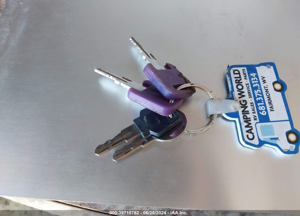 2016 JAYCO EAGLE VIN: 1UJBJ0BT5G1CY0065