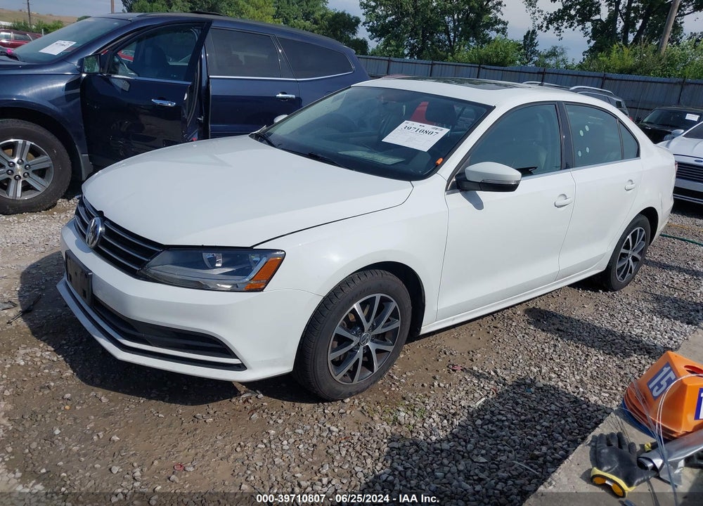 2017 VOLKSWAGEN JETTA 1.4T SE VIN: 3VWB67AJ2HM395313