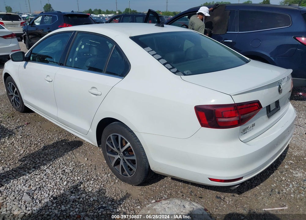 2017 VOLKSWAGEN JETTA 1.4T SE VIN: 3VWB67AJ2HM395313