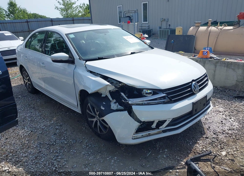 2017 VOLKSWAGEN JETTA 1.4T SE VIN: 3VWB67AJ2HM395313