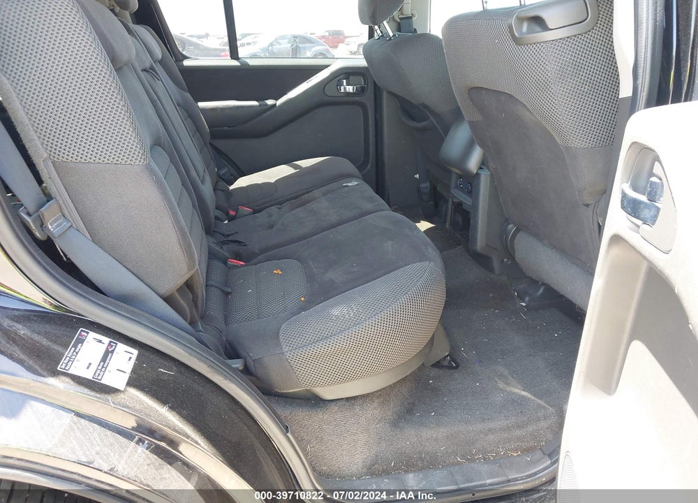 2011 NISSAN PATHFINDER SV VIN: 5N1AR1NN1BC601516