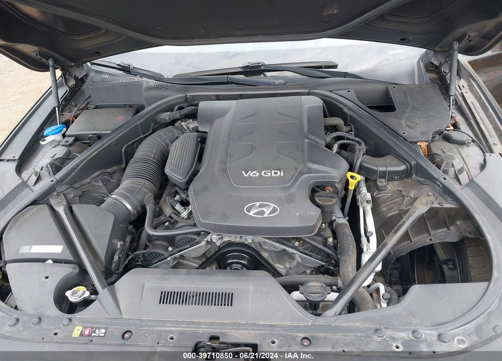 2016 HYUNDAI GENESIS 3.8 VIN: KMHGN4JE2GU134069