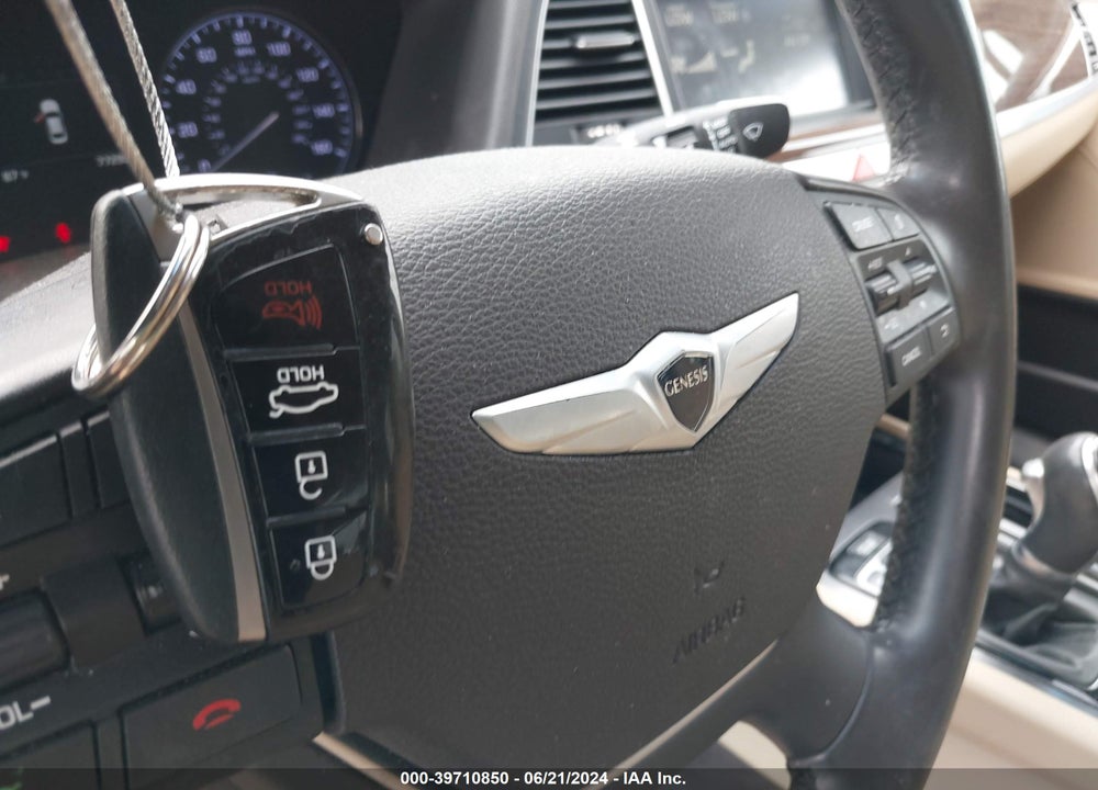 2016 HYUNDAI GENESIS 3.8 VIN: KMHGN4JE2GU134069
