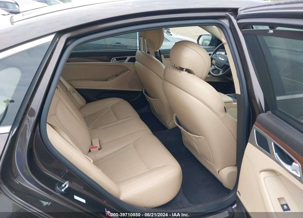 2016 HYUNDAI GENESIS 3.8 VIN: KMHGN4JE2GU134069