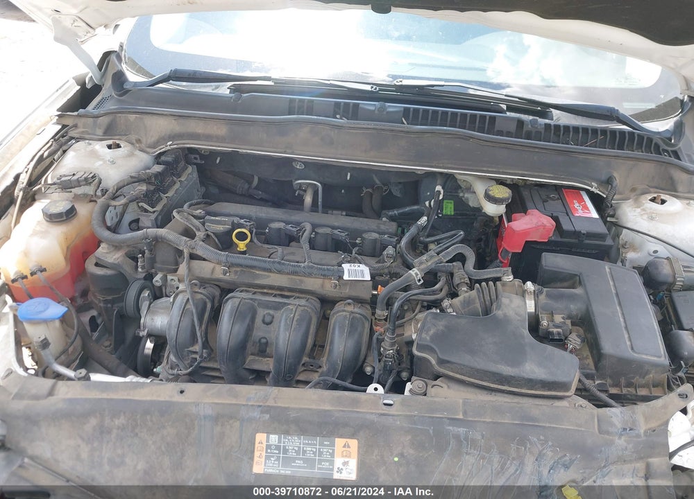 2015 FORD FUSION S VIN: 3FA6P0G74FR252809