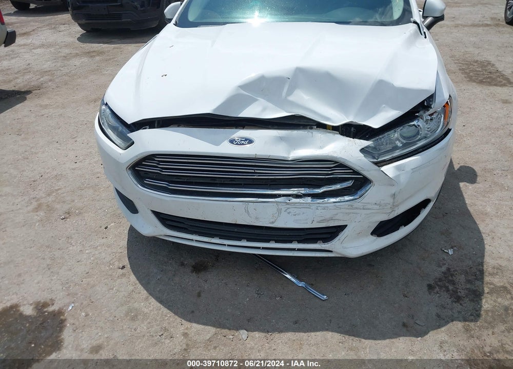 2015 FORD FUSION S VIN: 3FA6P0G74FR252809