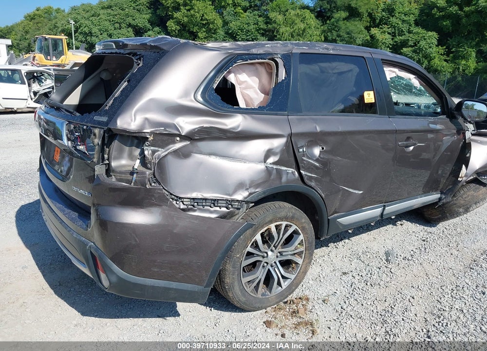 2016 MITSUBISHI OUTLANDER ES VIN: JA4AZ3A36GZ048784