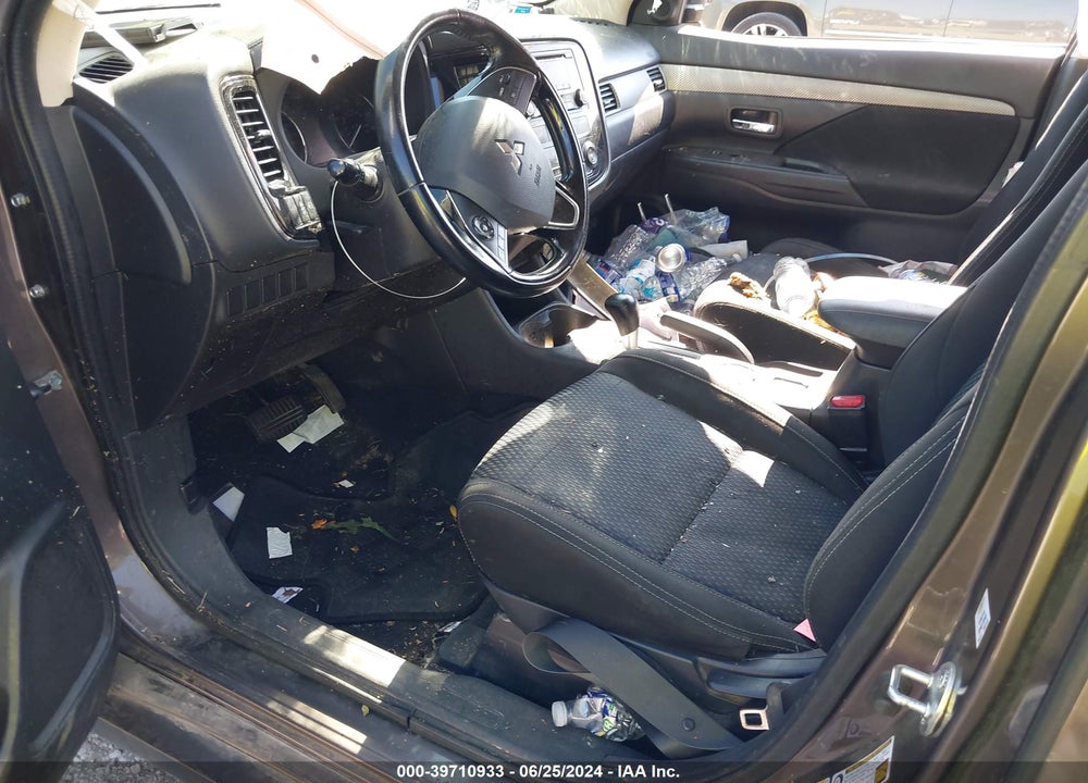 2016 MITSUBISHI OUTLANDER ES VIN: JA4AZ3A36GZ048784