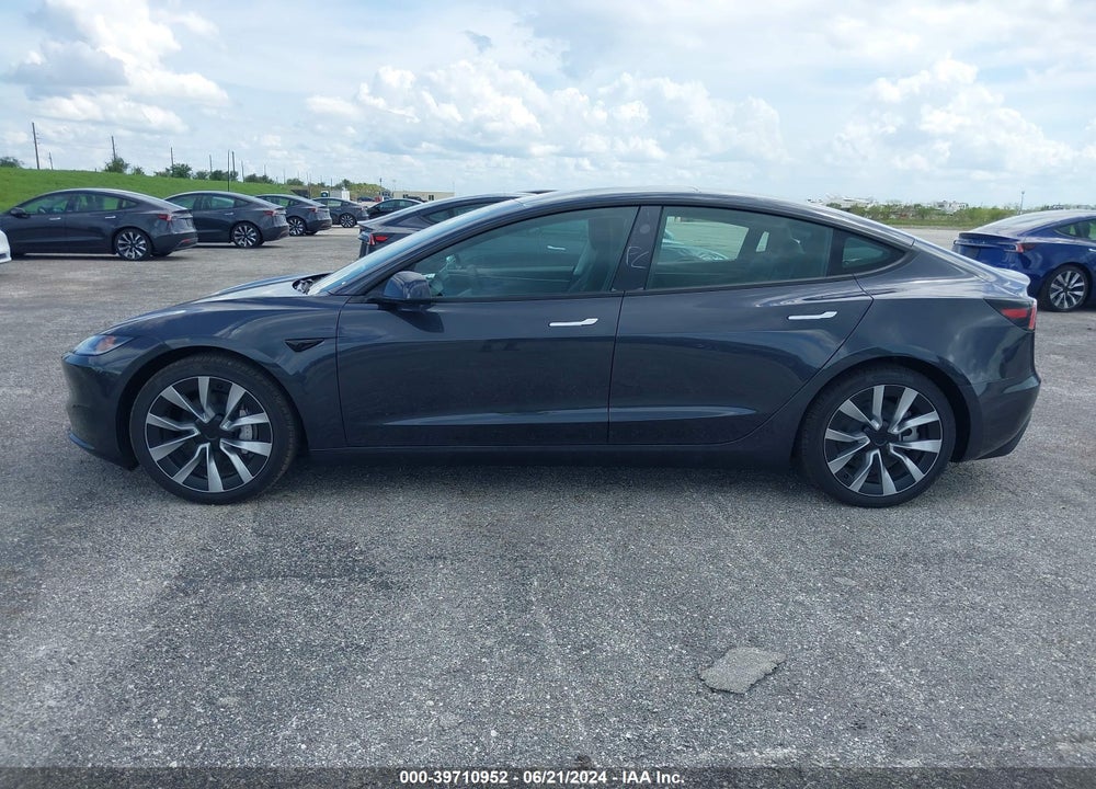 2024 TESLA MODEL 3 REAR-WHEEL DRIVE VIN: 5YJ3E1EA1RF742279