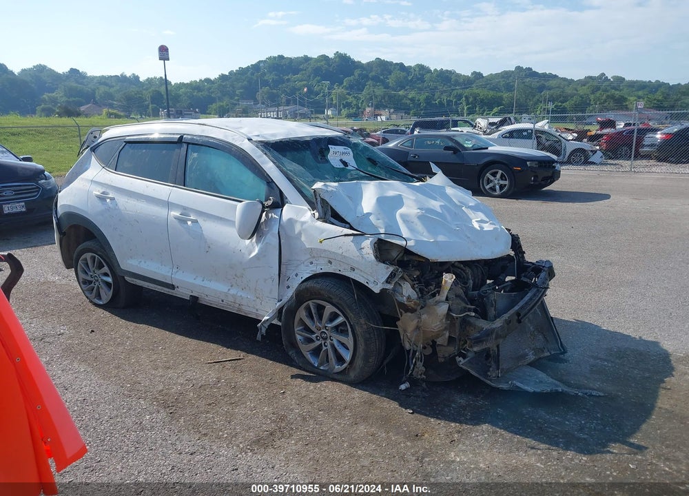 2018 HYUNDAI TUCSON SEL VIN: KM8J3CA49JU666309