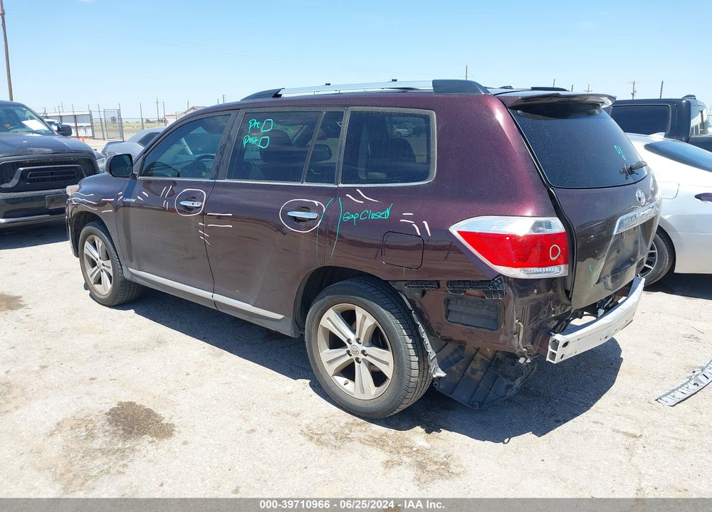 2013 TOYOTA HIGHLANDER LIMITED V6 VIN: 5TDYK3EH7DS104503