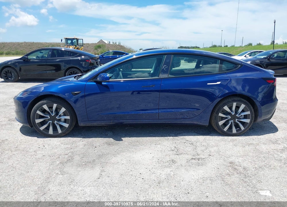 2024 TESLA MODEL 3 REAR-WHEEL DRIVE VIN: 5YJ3E1EA1RF752679