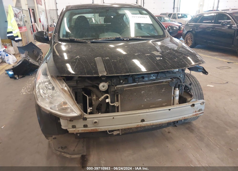 2018 NISSAN VERSA 1.6 SV VIN: 3N1CN7AP1JL847104