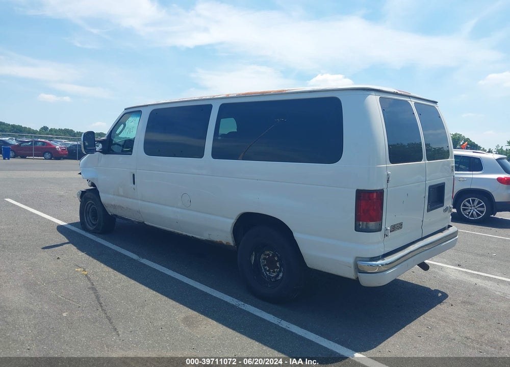 2004 FORD E-350 SUPER DUTY CHATEAU/XL/XLT VIN: 1FBNE31LX4HA11942