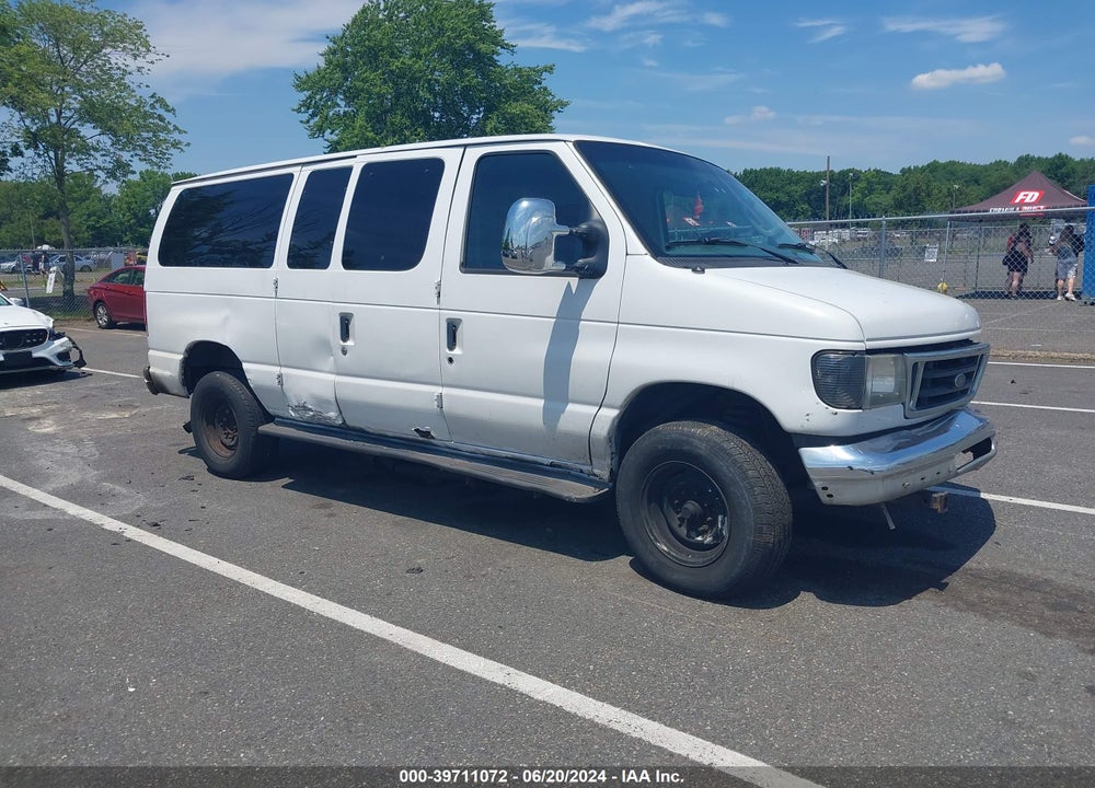 2004 FORD E-350 SUPER DUTY CHATEAU/XL/XLT VIN: 1FBNE31LX4HA11942