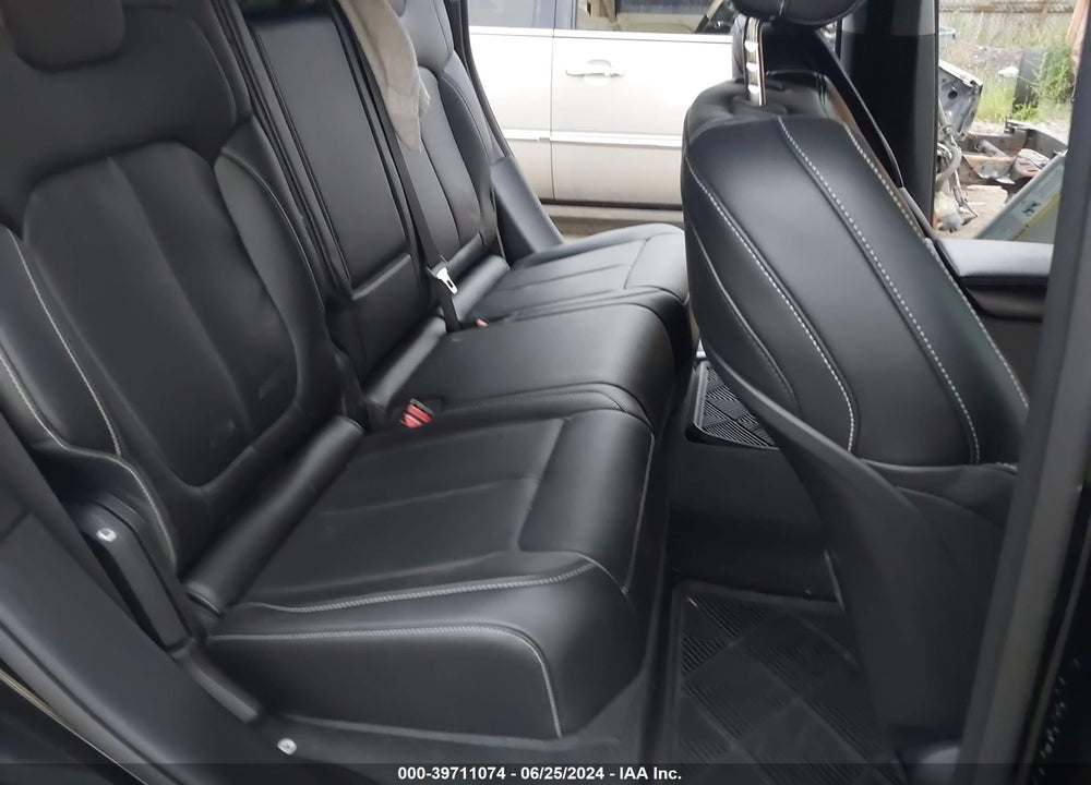2023 CHEROKEE JEEP GRAND  LIMITED 4X4 VIN: 1C4RJHBG3PC520182