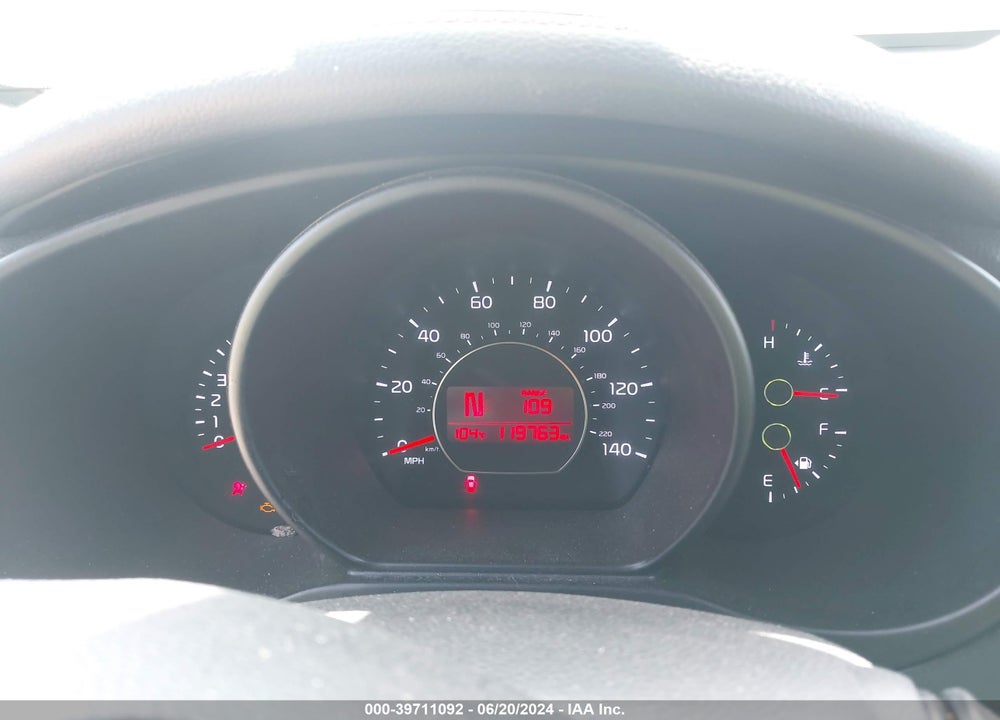 2015 KIA SOUL VIN: KNDJP3A58F7158100