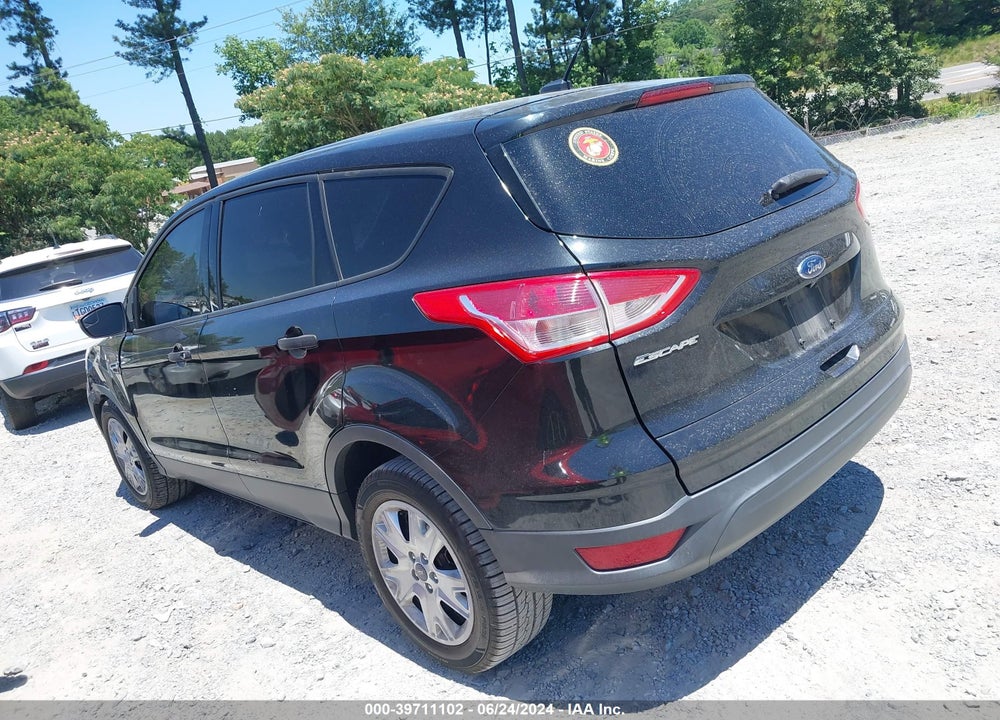 2015 FORD ESCAPE S VIN: 1FMCU0F76FUC67677