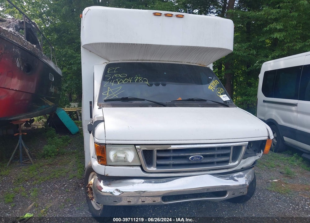 2006 FORD E-350 CUTAWAY VIN: 1FDWE35P96DA72282