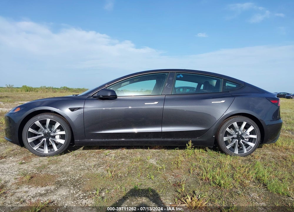 2024 TESLA MODEL 3 REAR-WHEEL DRIVE VIN: 5YJ3E1EA5RF752507