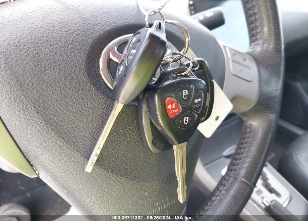 2013 TOYOTA COROLLA S VIN: 2T1BU4EE1DC052290