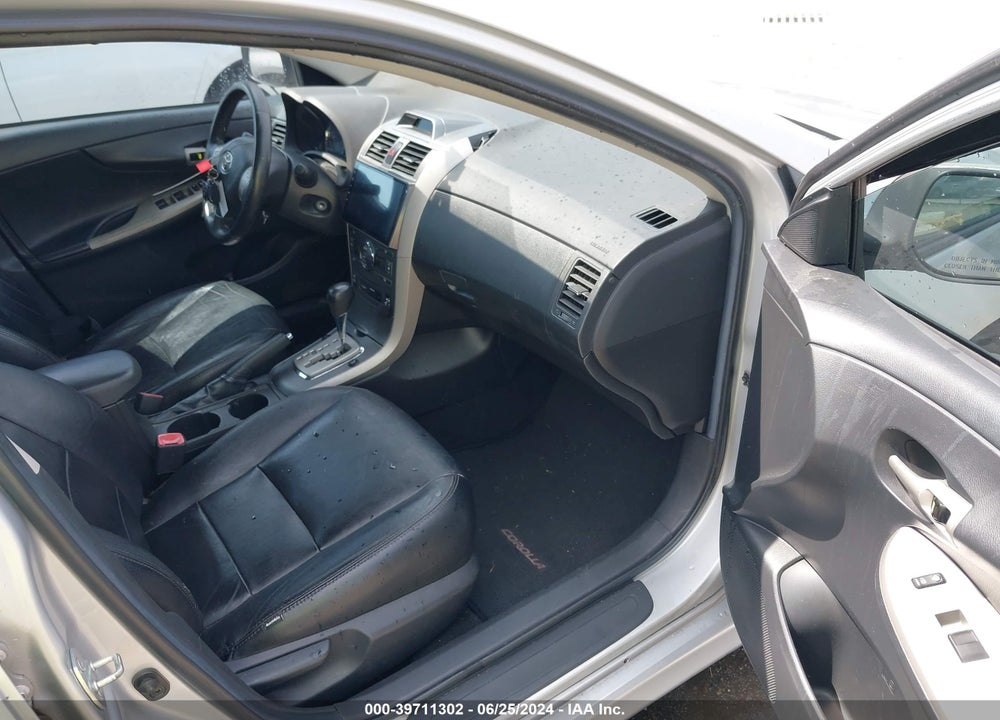 2013 TOYOTA COROLLA S VIN: 2T1BU4EE1DC052290