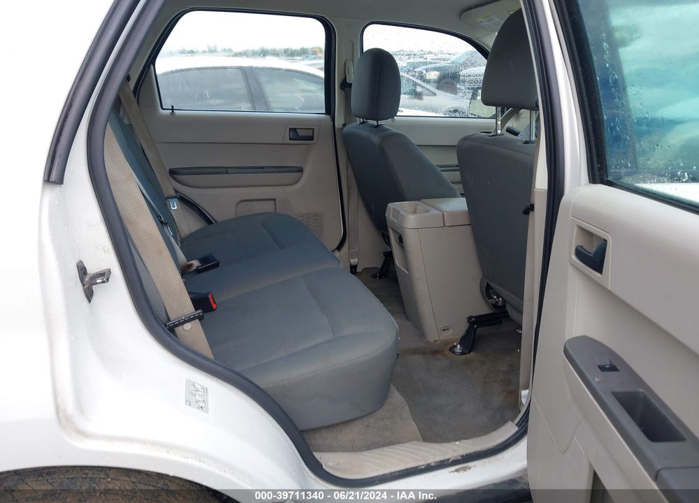 2011 FORD ESCAPE XLS VIN: 1FMCU0C71BKA49432