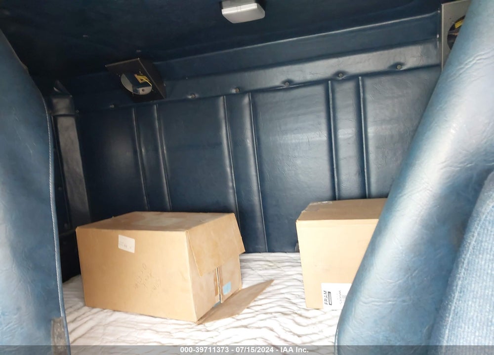 2003 FREIGHTLINER CONVENTIONAL FLD112 VIN: 1FUJACAS03LK85796