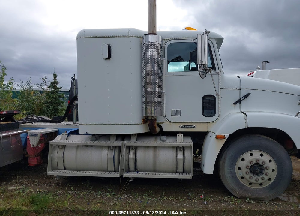 2003 FREIGHTLINER CONVENTIONAL FLD112 VIN: 1FUJACAS03LK85796