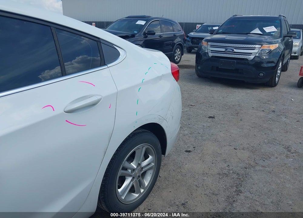 2016 CHEVROLET CRUZE LT AUTO VIN: 1G1BE5SM3G7270650