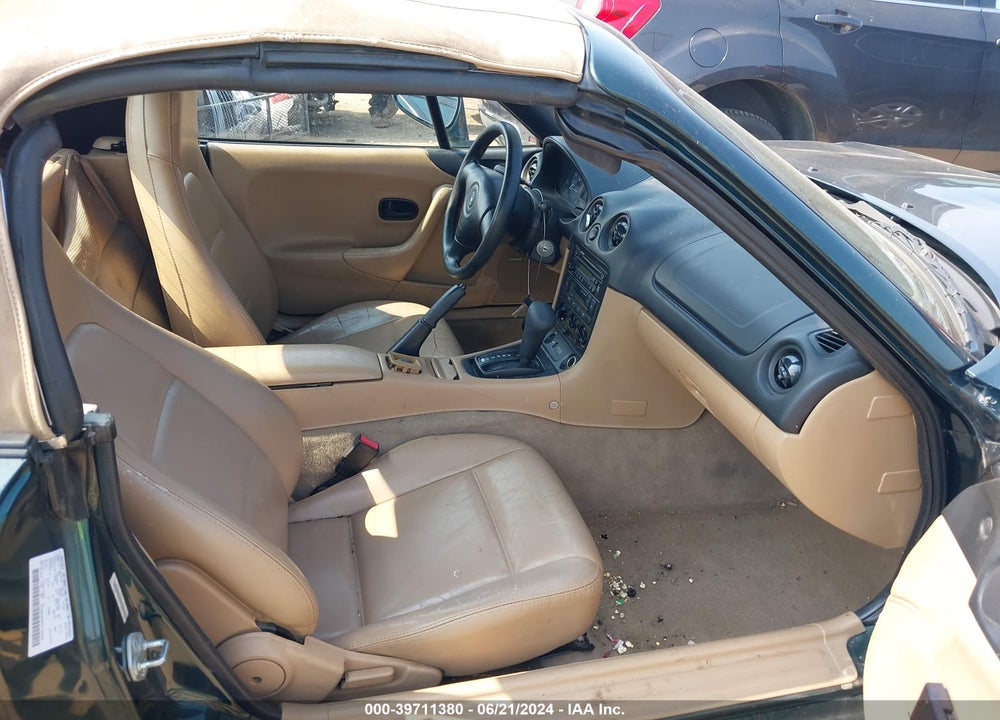 1999 MAZDA MX-5 MIATA LEATHER PKG/POPULAR EQUIPMENT PKG/SPORTS PKG/TOURING PKG VIN: JM1NB3534X0118258