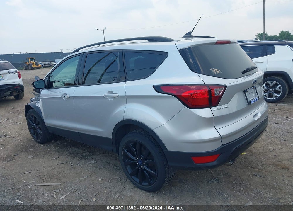 2019 FORD ESCAPE SE VIN: 1FMCU9GD2KUA97370