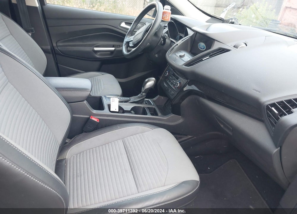 2019 FORD ESCAPE SE VIN: 1FMCU9GD2KUA97370