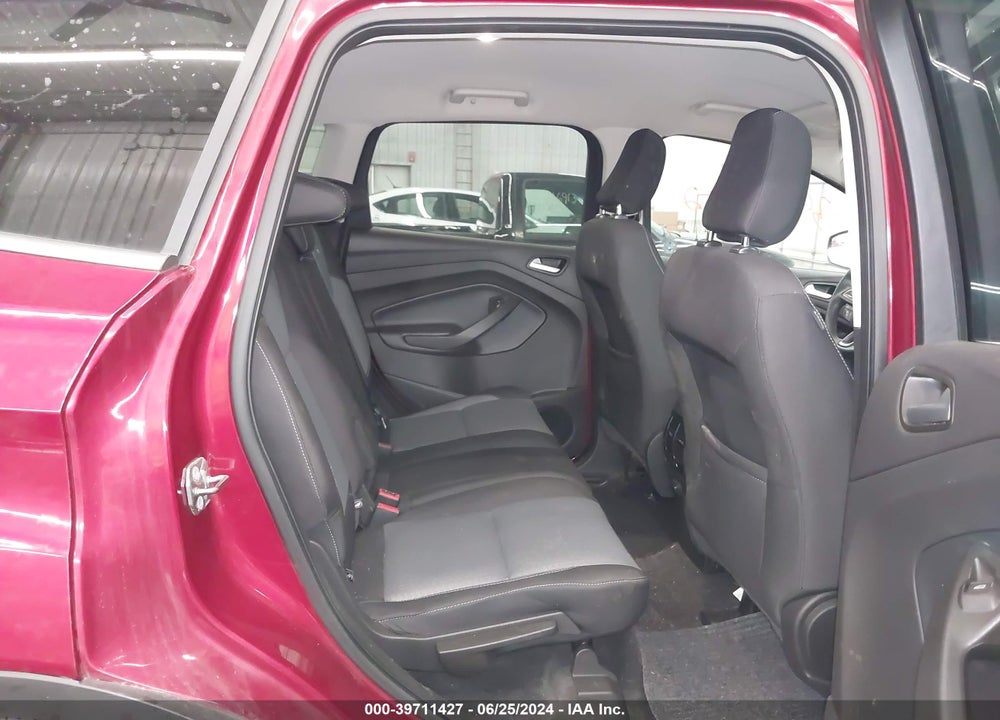 2018 FORD ESCAPE SE VIN: 1FMCU9GD8JUB29799
