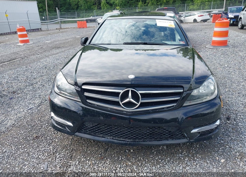 2014 MERCEDES-BENZ C 250 LUXURY/SPORT VIN: WDDGF4HB0EG242138