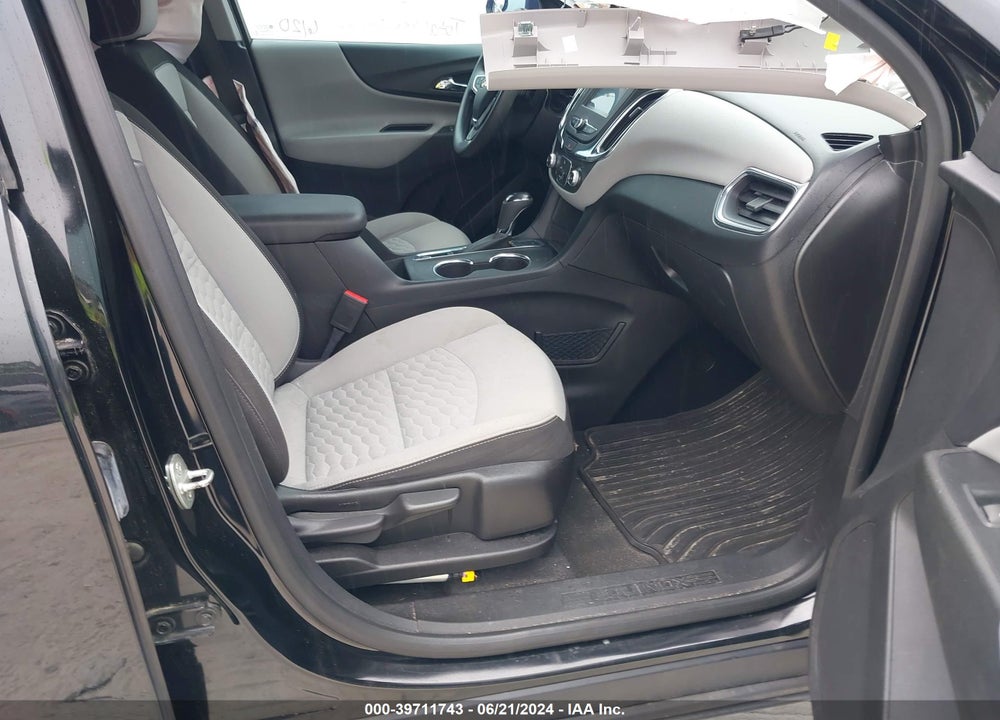 2018 CHEVROLET EQUINOX LS VIN: 2GNAXREV3J6294177