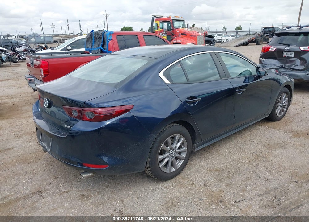 2021 MAZDA 3 2.5 S VIN: JM1BPAAL9M1327998