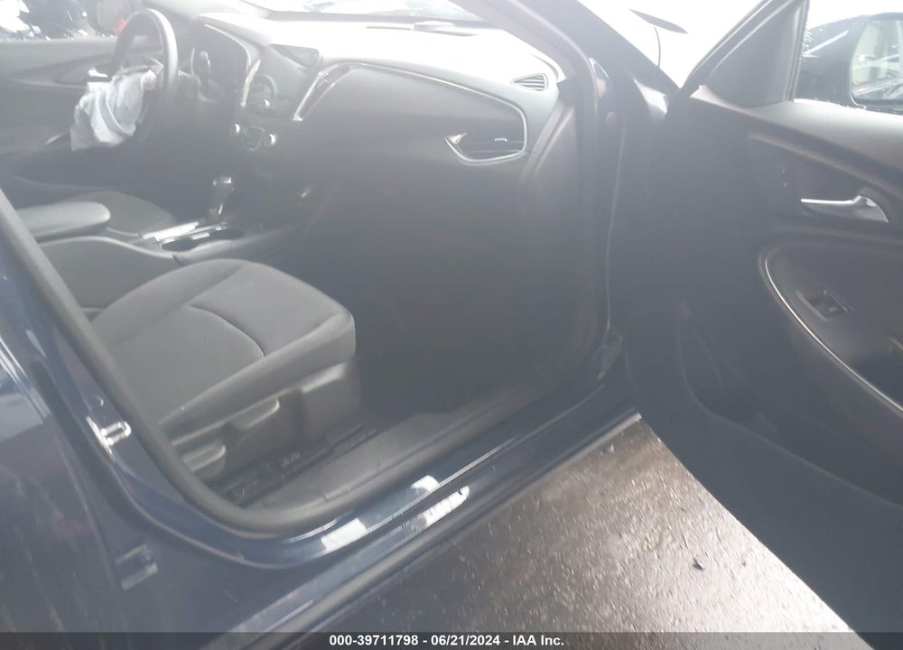 2017 CHEVROLET MALIBU 1LT VIN: 1G1ZE5ST0HF165268