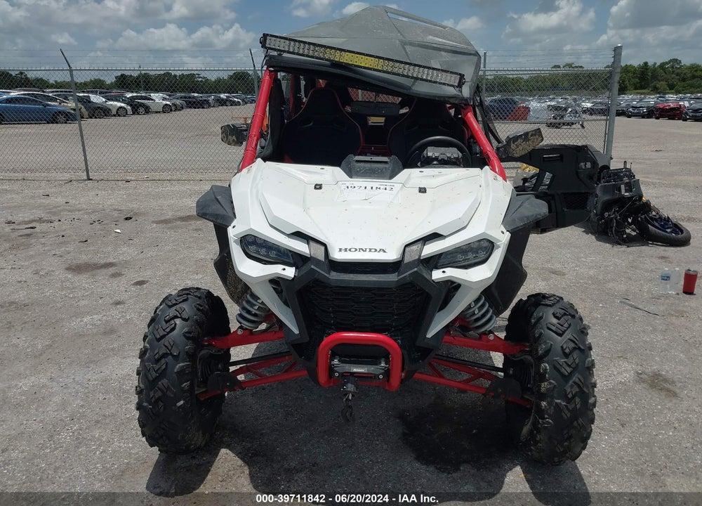 2023 HONDA SXS1000 S4R VIN: 1HFVE0627P4301101