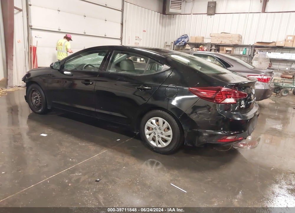 2019 HYUNDAI ELANTRA SE VIN: KMHD74LF2KU867668