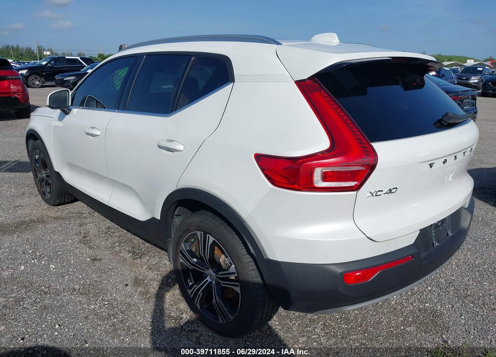 2022 VOLVO XC40 T4 INSCRIPTION VIN: YV4AC2HL4N2782799