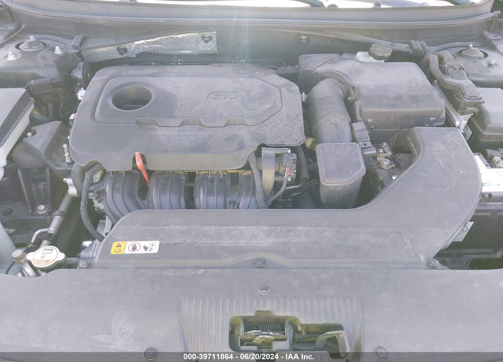 2015 HYUNDAI SONATA SE VIN: 5NPE24AF3FH187109
