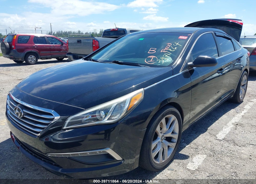 2015 HYUNDAI SONATA SE VIN: 5NPE24AF3FH187109
