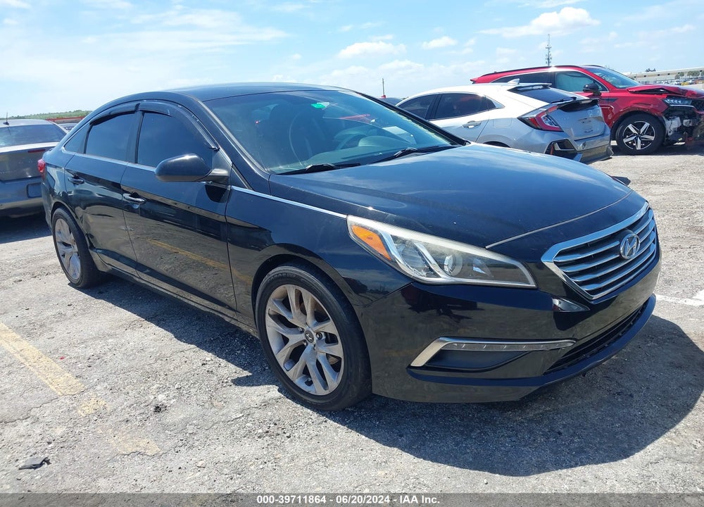2015 HYUNDAI SONATA SE VIN: 5NPE24AF3FH187109
