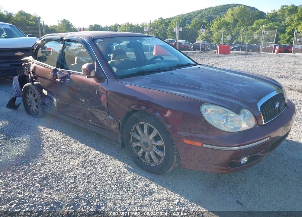 2002 HYUNDAI SONATA GLS/LX VIN: KMHWF35H82A589557