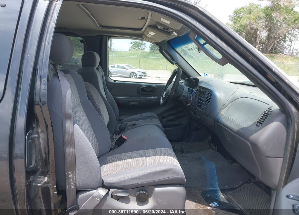 2003 FORD F-150 LARIAT/XL/XLT VIN: 1FTRX18L73NB73562