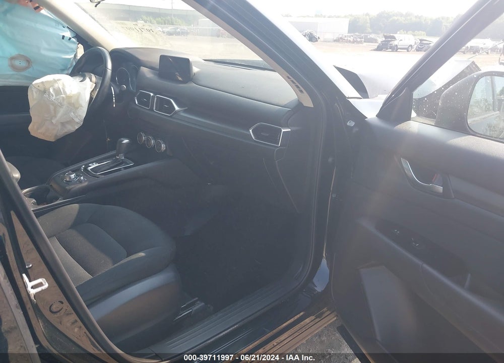 2018 MAZDA CX-5 SPORT VIN: JM3KFBBM3J0446249